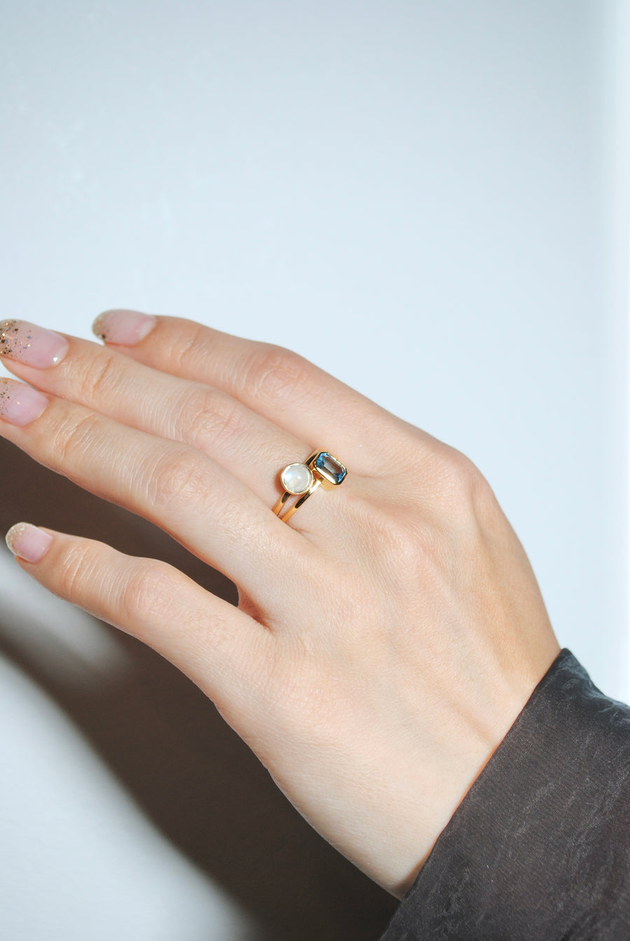 (レインボームーンストーン/gold) hemisphere basic circle ring