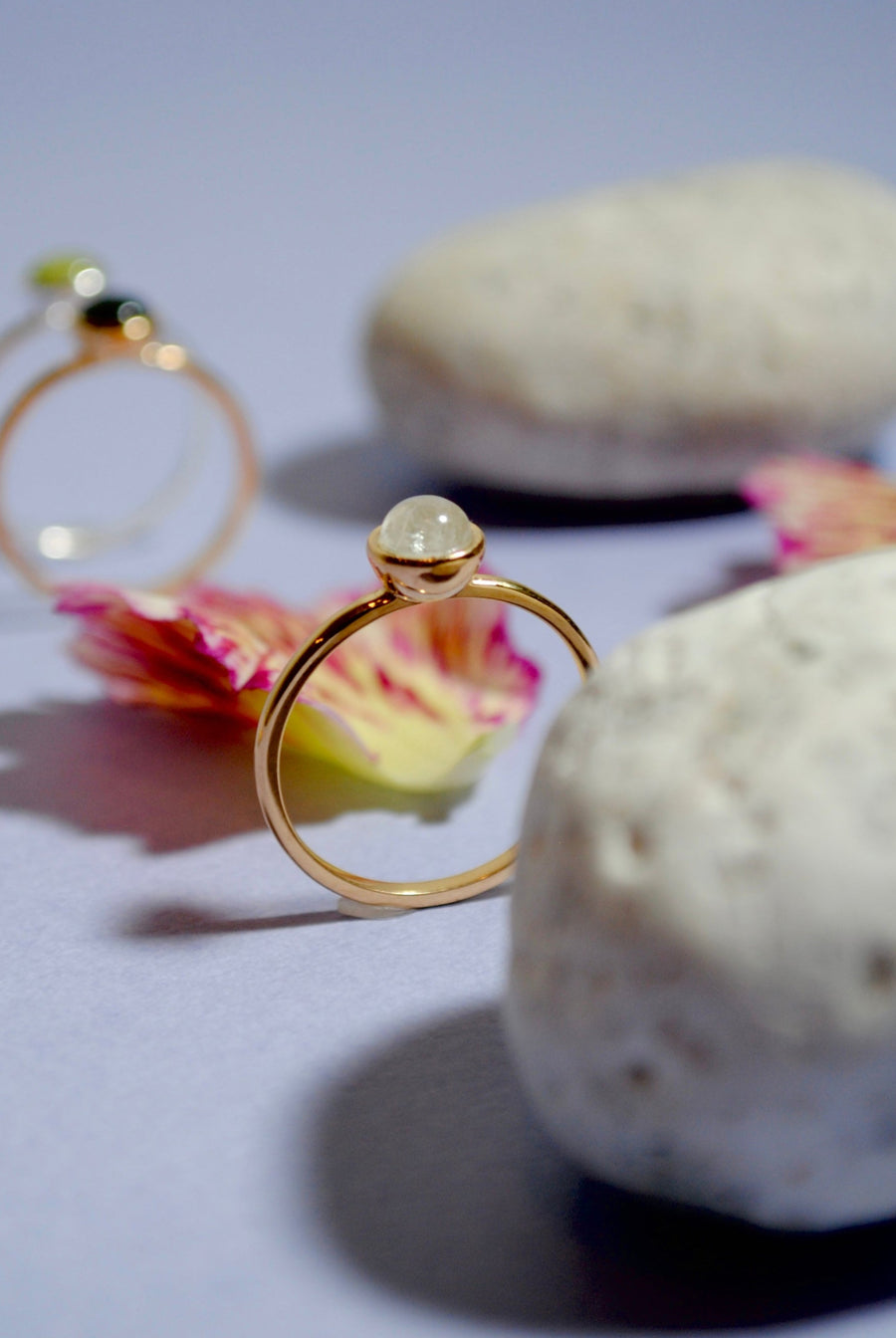 (レインボームーンストーン/gold) hemisphere basic circle ring