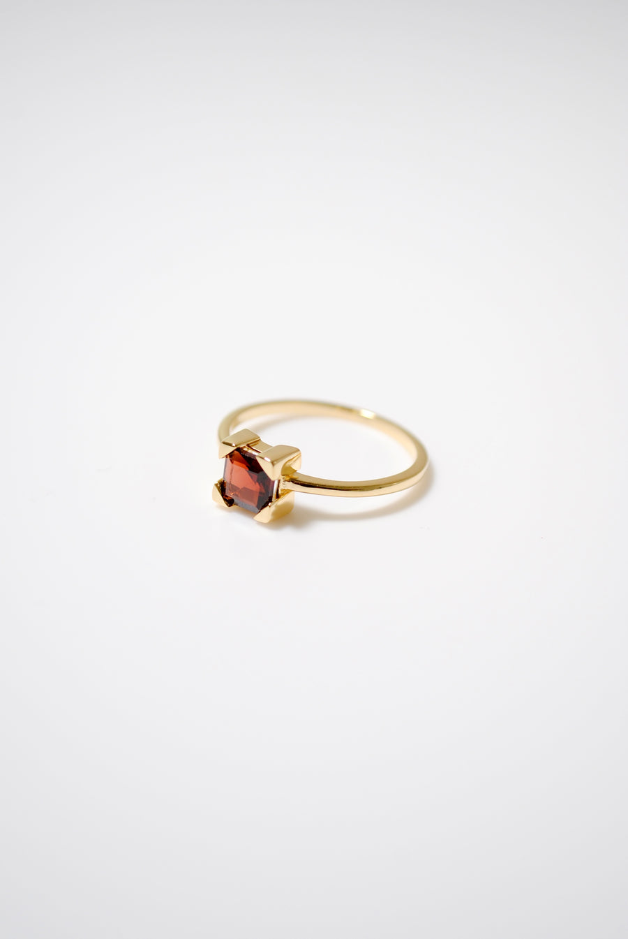 (ガーネット/gold) square edge prong ring