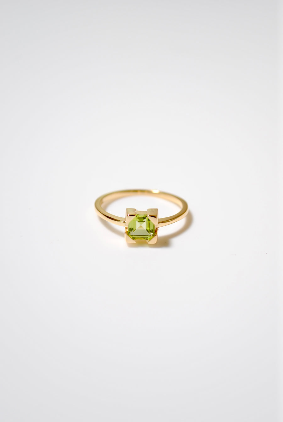 (ペリドット/gold) square edge prong ring