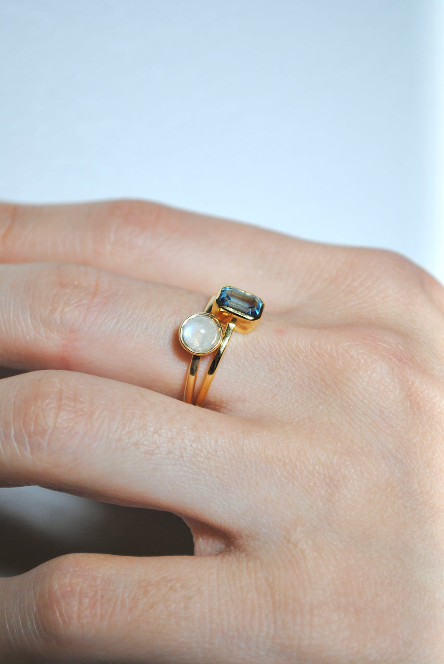 (レインボームーンストーン/gold) hemisphere basic circle ring