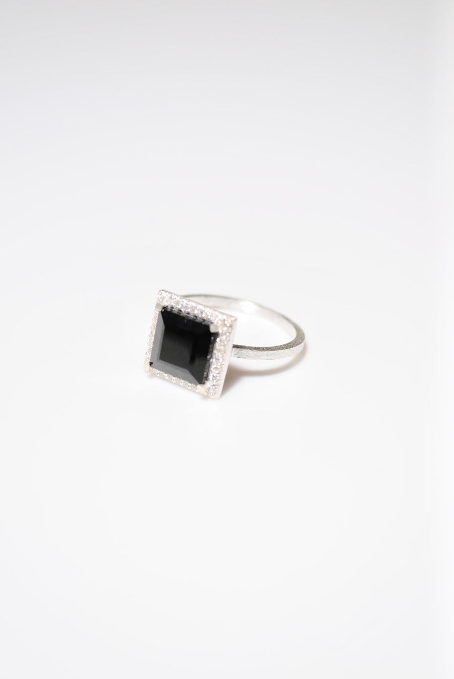 (ブラックオニキス/silver) frame pave ring